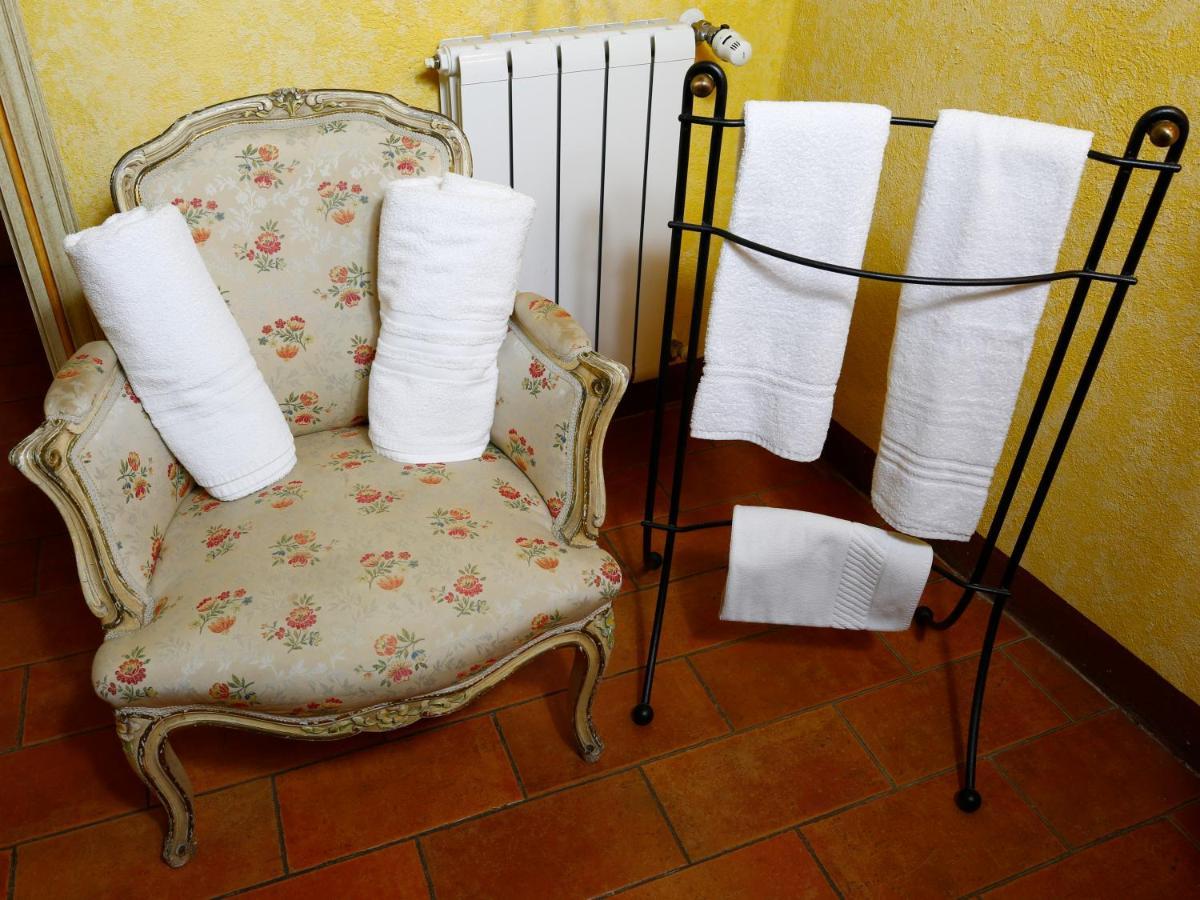 La Locanda Di Montisi B&B Трекуанда Экстерьер фото