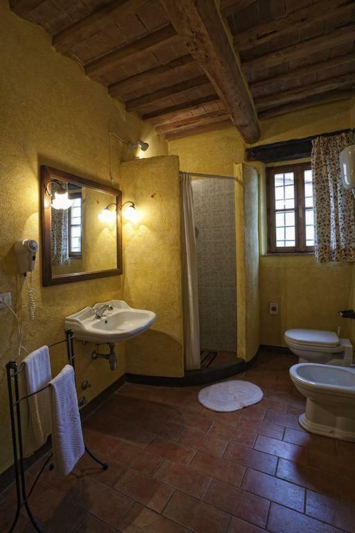La Locanda Di Montisi B&B Трекуанда Экстерьер фото